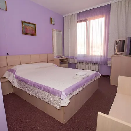 семеен сокол 3*