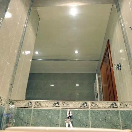 семеен сокол 3* Sandanski