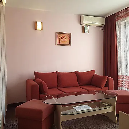 семеен сокол