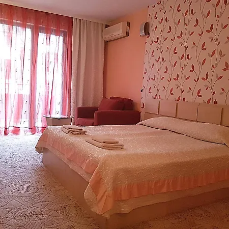 семеен сокол Hotel Sandanski