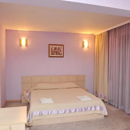 酒店 семеен сокол 桑丹斯基