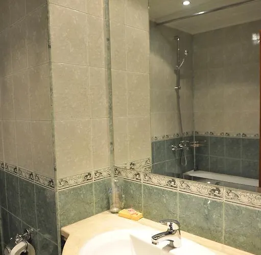 酒店 семеен сокол