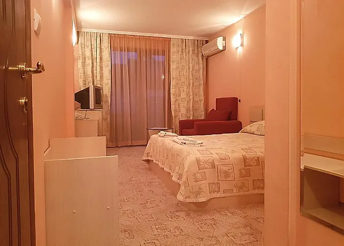 семеен сокол 3*