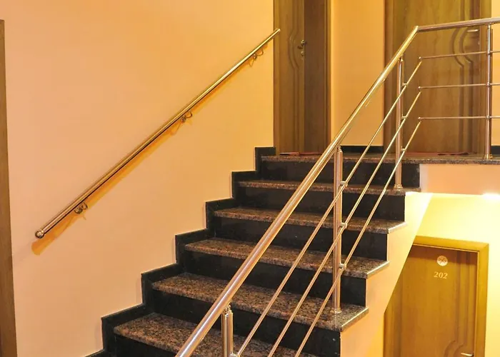 семеен сокол 3* 산단스키